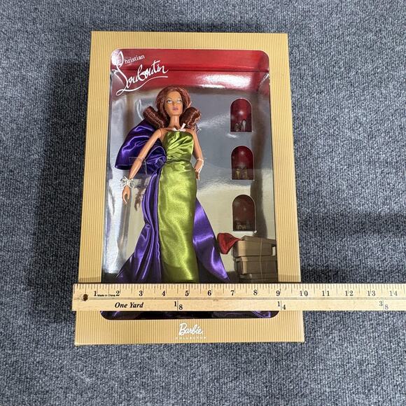 Barbie Collector Christian Louboutin Anemone Doll R4487 Mattel Gift Set New Box - Picture 11 of 11